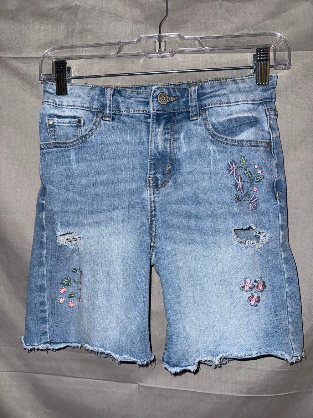 Wonder Nation Girls Floral Embroidered Distressed Denim Shorts, Size 10